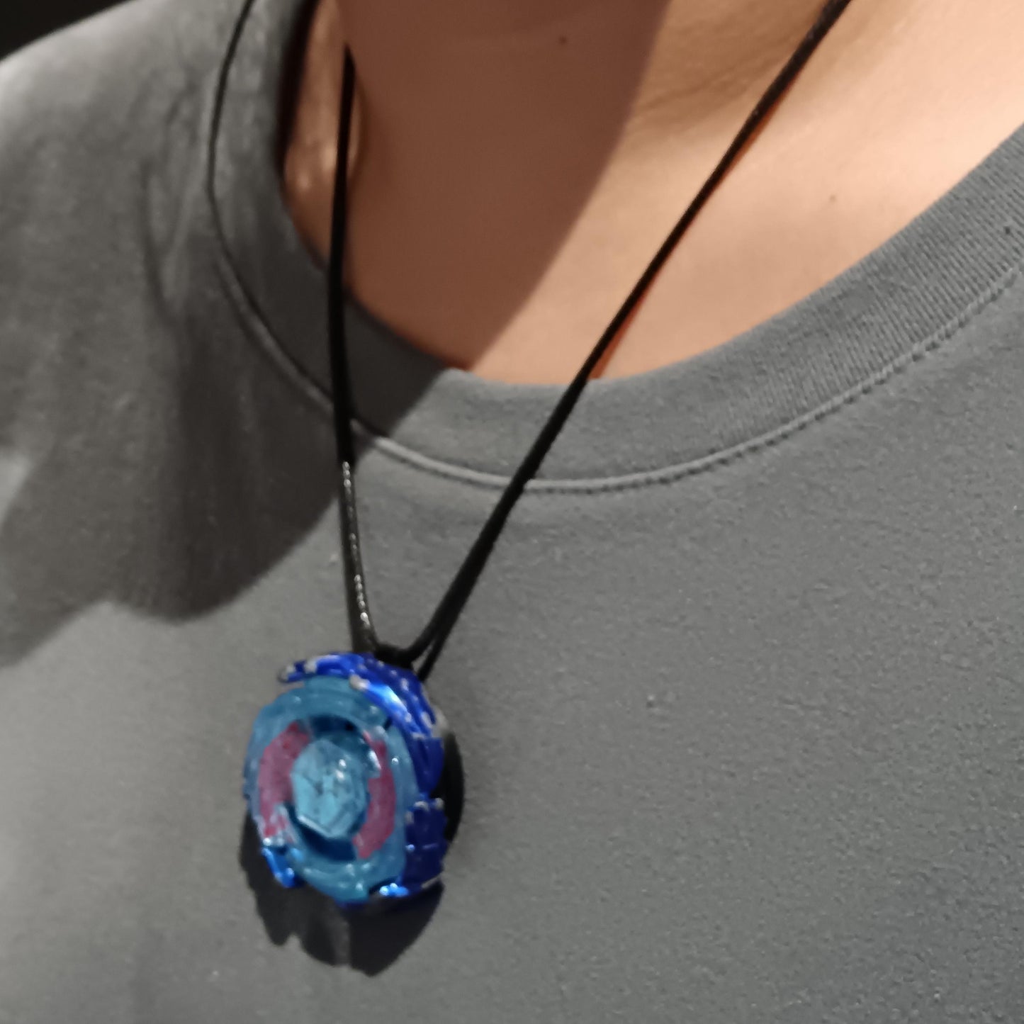 Collier Beyblade Métal